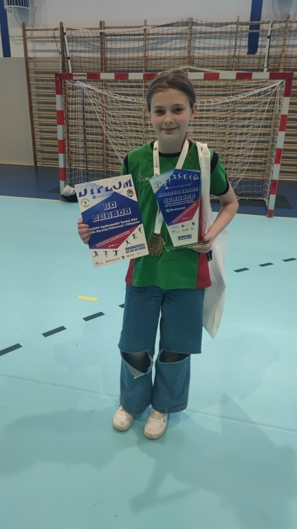 Najmłodsze zawodniczki z UKS Olimpia Końskie bez sukcesu w ogólnopolskim turnieju [zdjęcia]