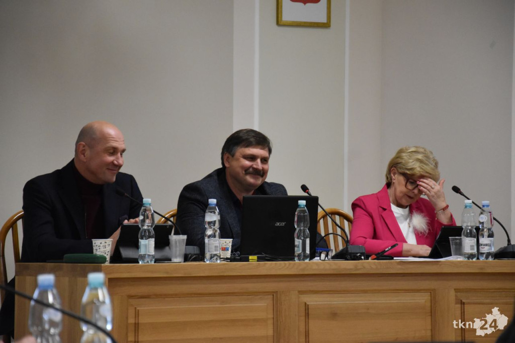 Końskie: Radni miejscy spotkali się po raz ostatni [wideo, zdjęcia]