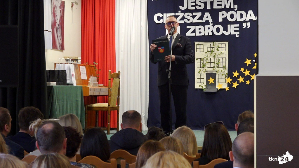Ostatni dzwonek dla tegorocznych maturzystów [wideo, zdjęcia]