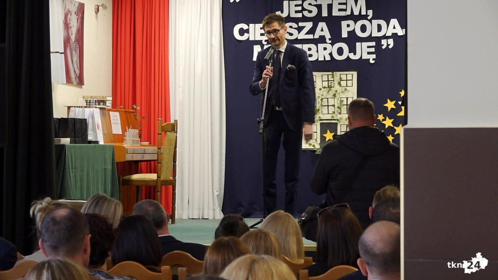 Ostatni dzwonek dla tegorocznych maturzystów [wideo, zdjęcia]