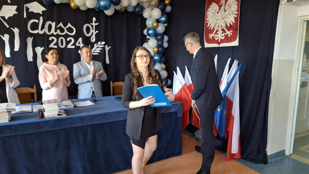 Ostatni dzwonek dla tegorocznych maturzystów [wideo, zdjęcia]