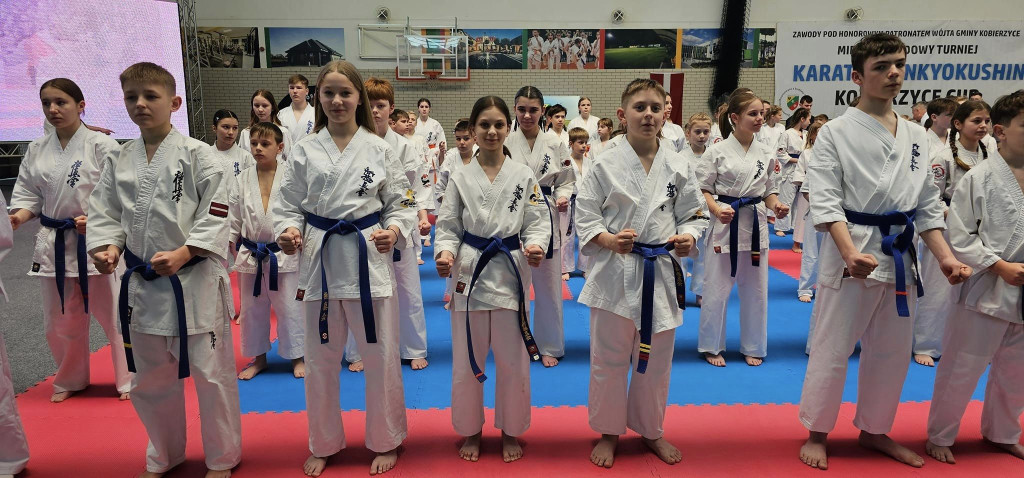 Konecki Klub Karate z workiem medali w Kobierzycach! [zdjęcia]