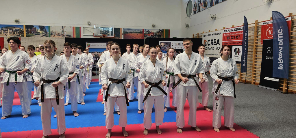 Konecki Klub Karate z workiem medali w Kobierzycach! [zdjęcia]