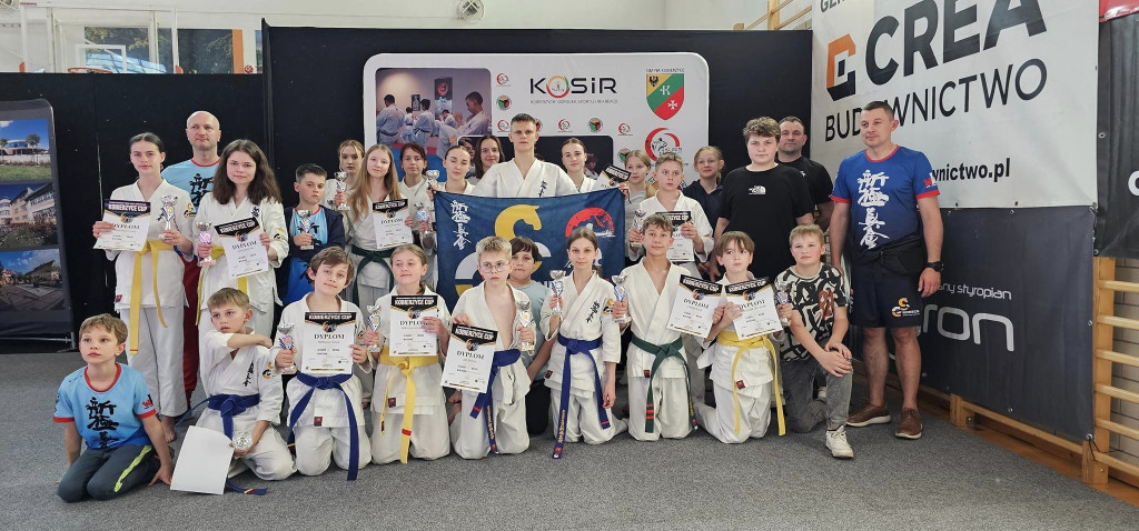 Konecki Klub Karate z workiem medali w Kobierzycach! [zdjęcia]