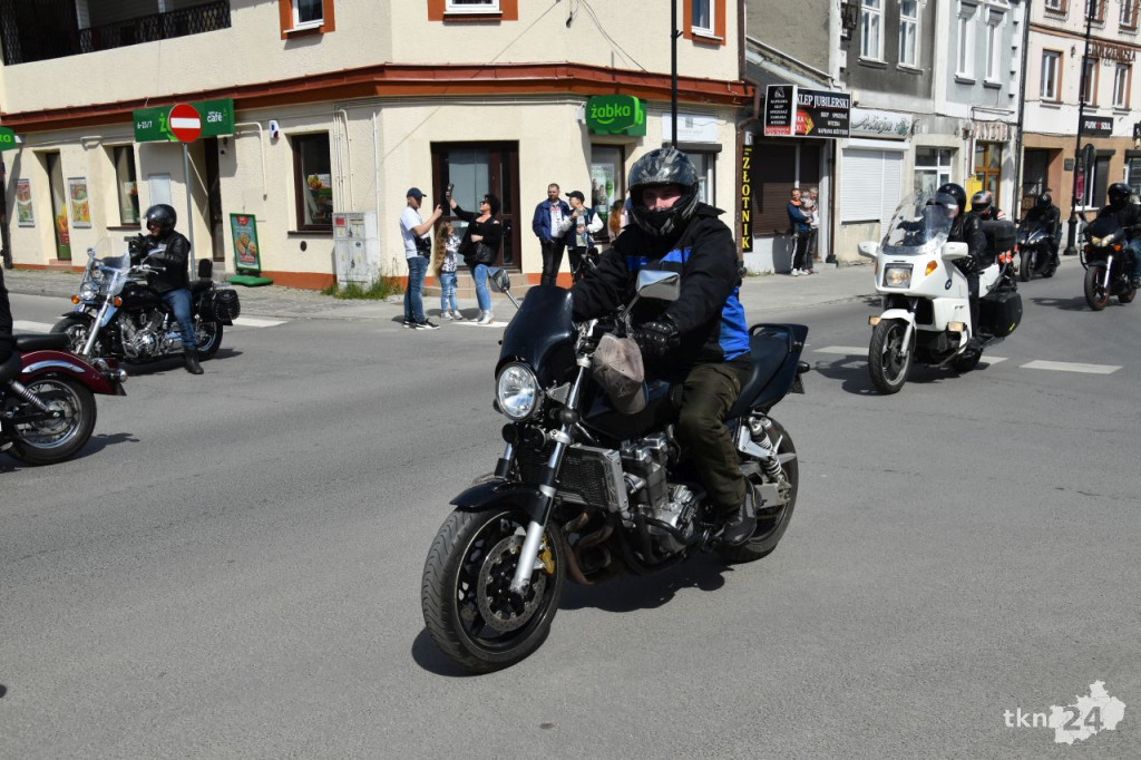 Czarna Flota rozpoczęła sezon motocyklowy w centrum Końskich [wideo, zdjęcia]