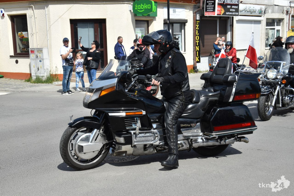 Czarna Flota rozpoczęła sezon motocyklowy w centrum Końskich [wideo, zdjęcia]