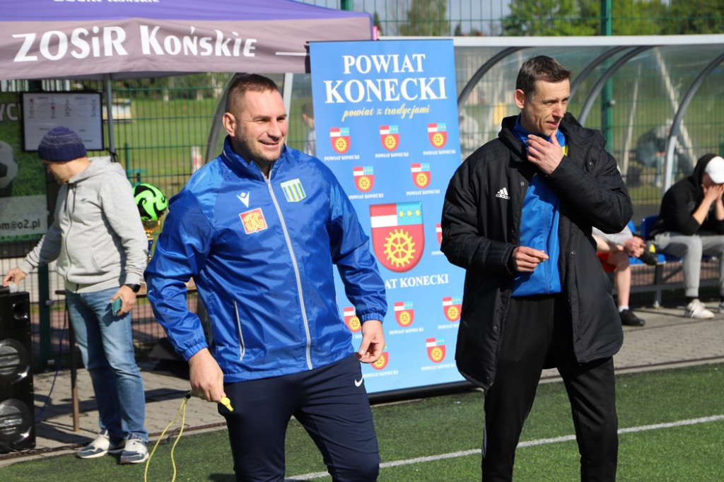 I LO z Pucharem Starosty Koneckiego [zdjęcia]