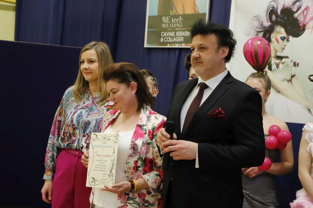 IX Międzyszkolny Konkurs Fryzjerski w awangardowym stylu [wideo, zdjęcia]