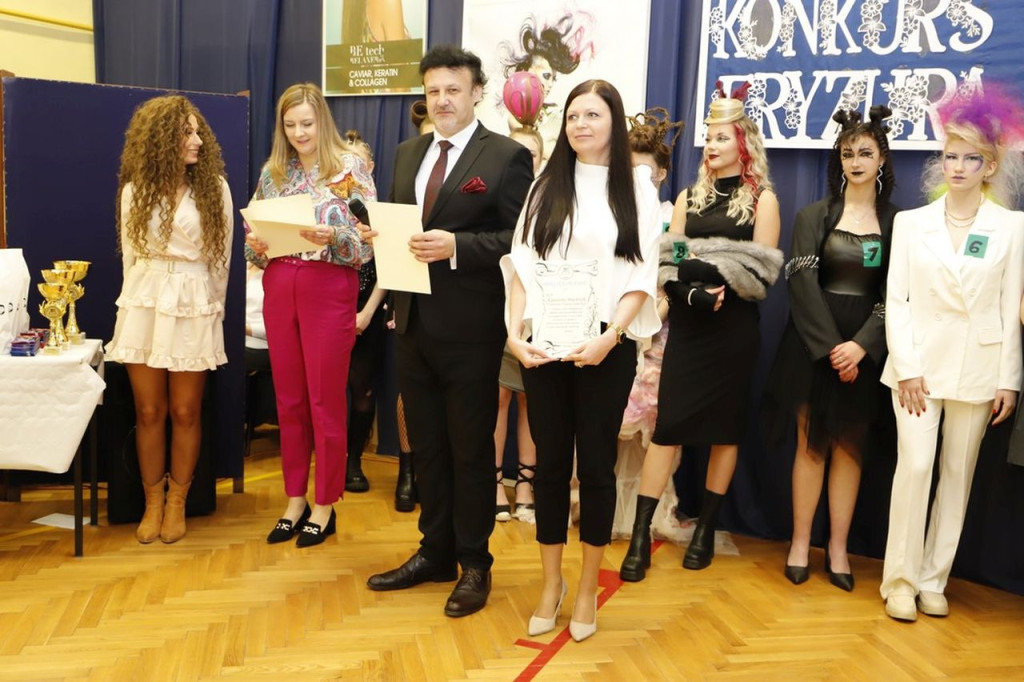 IX Międzyszkolny Konkurs Fryzjerski w awangardowym stylu [wideo, zdjęcia]