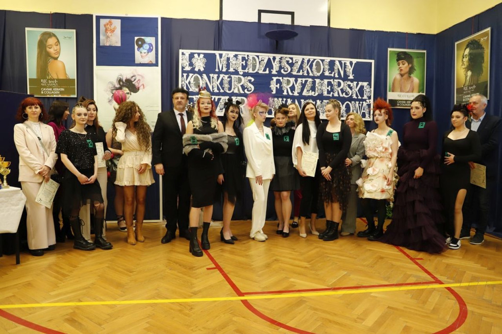 IX Międzyszkolny Konkurs Fryzjerski w awangardowym stylu [wideo, zdjęcia]