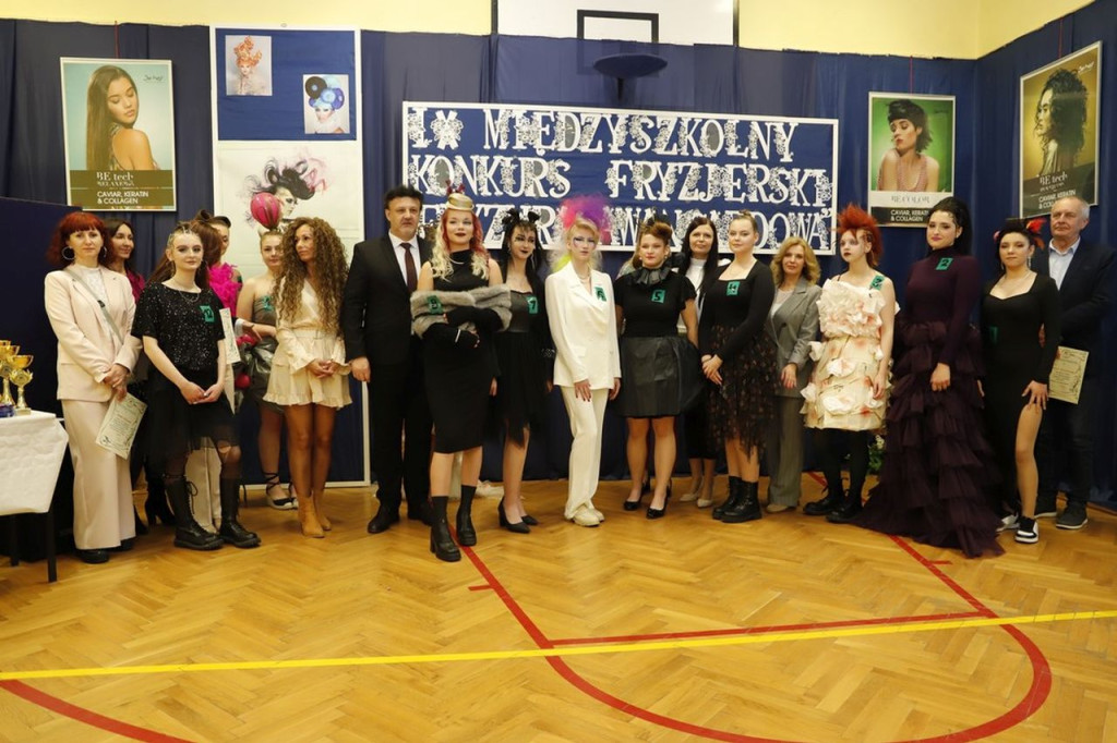 IX Międzyszkolny Konkurs Fryzjerski w awangardowym stylu [wideo, zdjęcia]