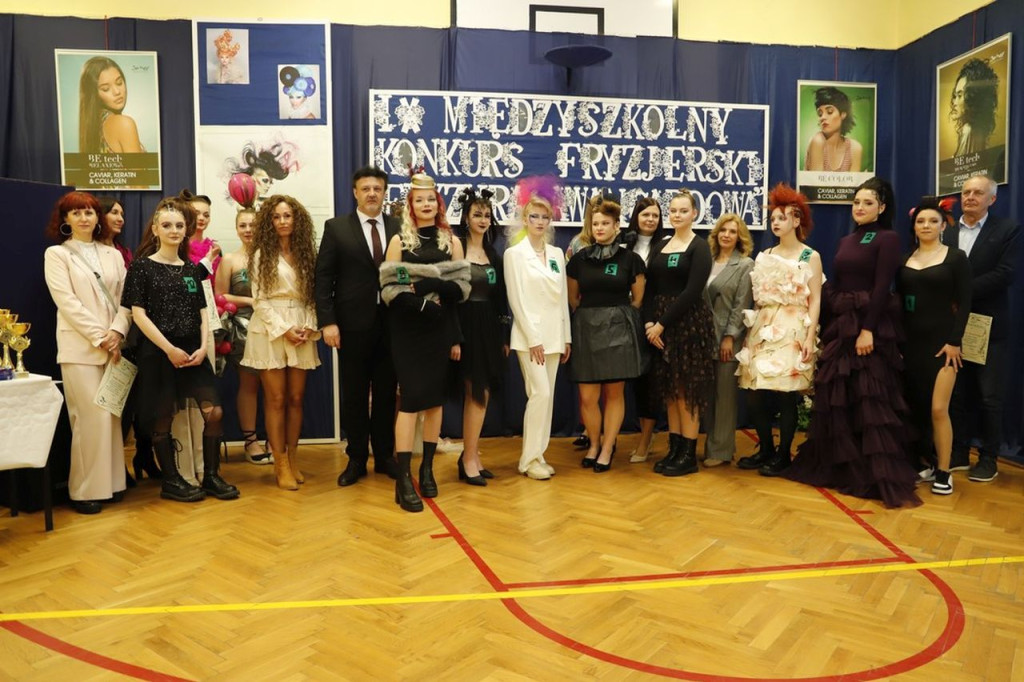 IX Międzyszkolny Konkurs Fryzjerski w awangardowym stylu [wideo, zdjęcia]