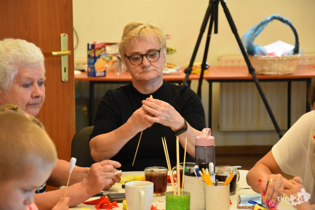 Artystyczny Dzień Flagi w Gowarczowie [wideo, zdjęcia]