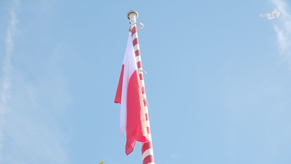 Strażacy dla Biało-Czerwonej. Dzień flagi w PSP Końskie [wideo, zdjęcia]