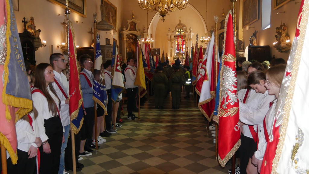 Piękna majowa uroczystość na rynku w Końskich! Relacja [wideo, foto]