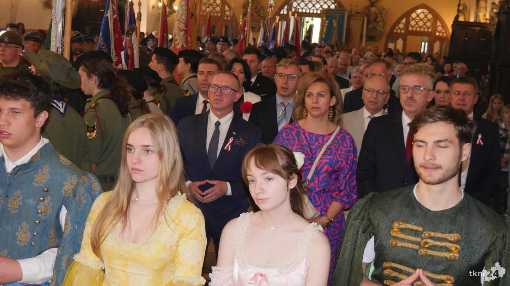 Piękna majowa uroczystość na rynku w Końskich! Relacja [wideo, foto]