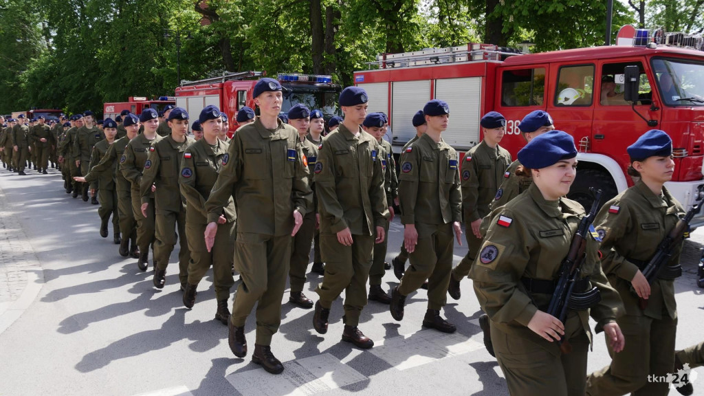 Piękna majowa uroczystość na rynku w Końskich! Relacja [wideo, foto]