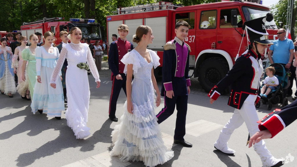 Piękna majowa uroczystość na rynku w Końskich! Relacja [wideo, foto]