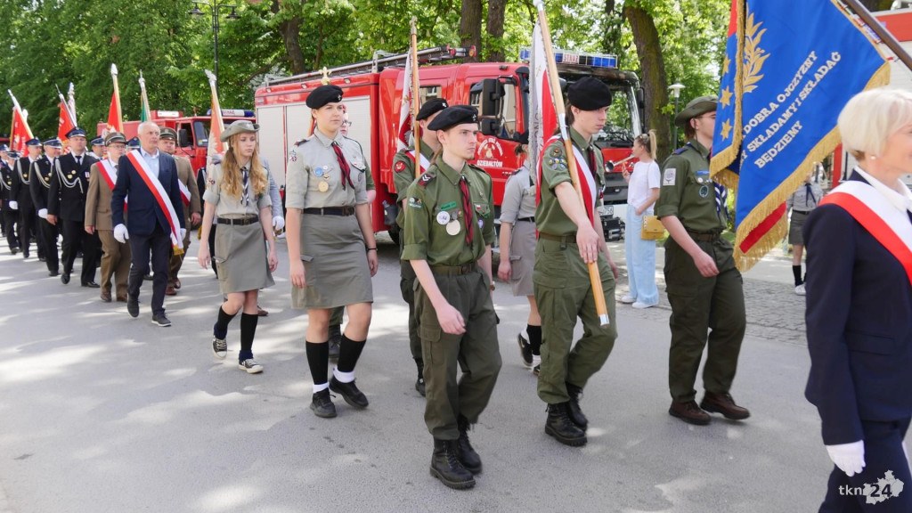 Piękna majowa uroczystość na rynku w Końskich! Relacja [wideo, foto]