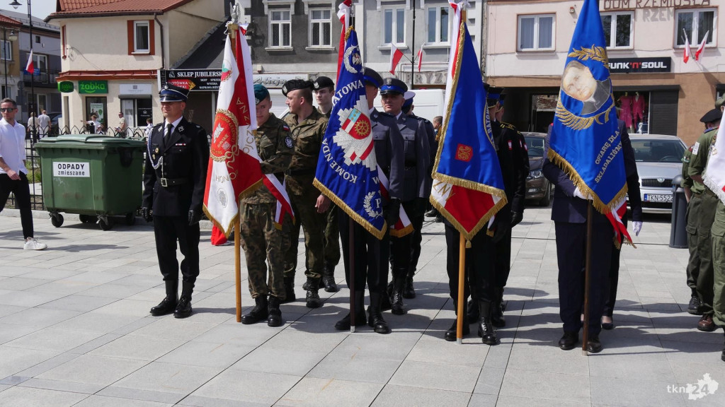 Piękna majowa uroczystość na rynku w Końskich! Relacja [wideo, foto]