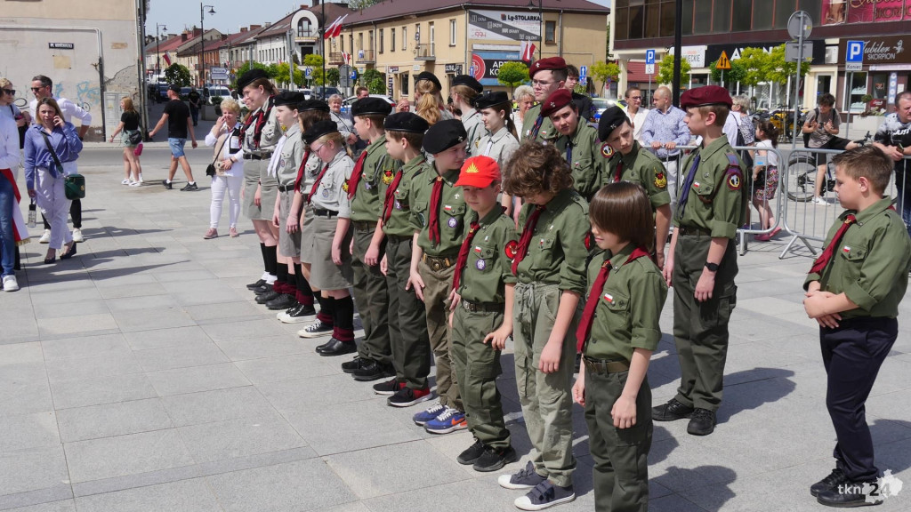 Piękna majowa uroczystość na rynku w Końskich! Relacja [wideo, foto]
