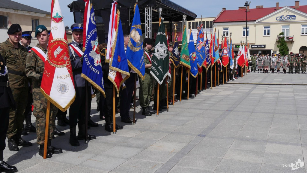 Piękna majowa uroczystość na rynku w Końskich! Relacja [wideo, foto]