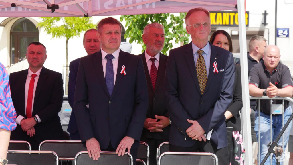 Piękna majowa uroczystość na rynku w Końskich! Relacja [wideo, foto]
