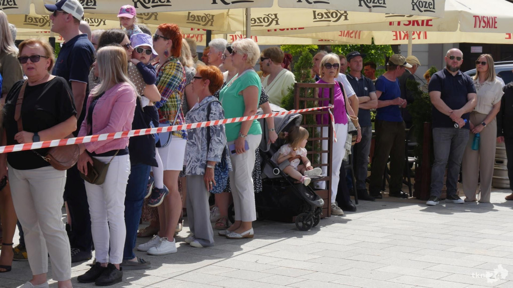 Piękna majowa uroczystość na rynku w Końskich! Relacja [wideo, foto]