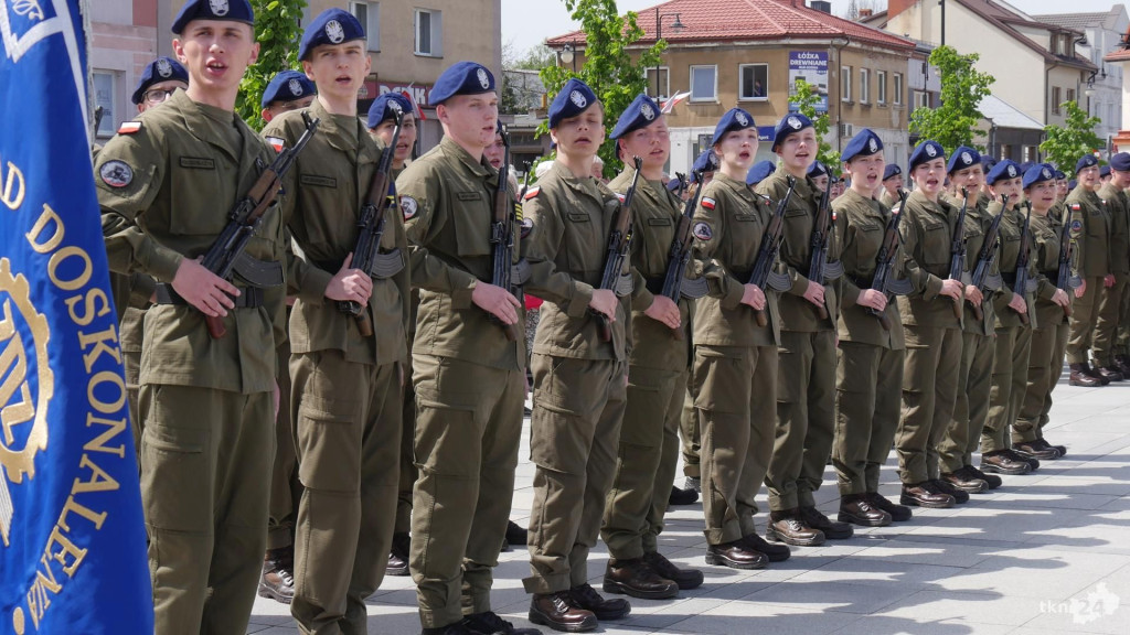 Piękna majowa uroczystość na rynku w Końskich! Relacja [wideo, foto]