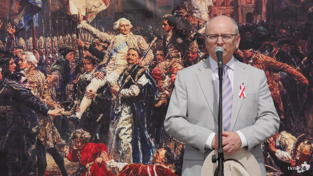 Piękna majowa uroczystość na rynku w Końskich! Relacja [wideo, foto]