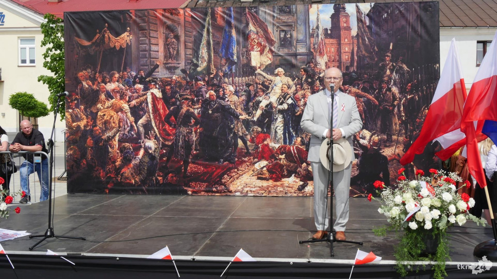 Piękna majowa uroczystość na rynku w Końskich! Relacja [wideo, foto]