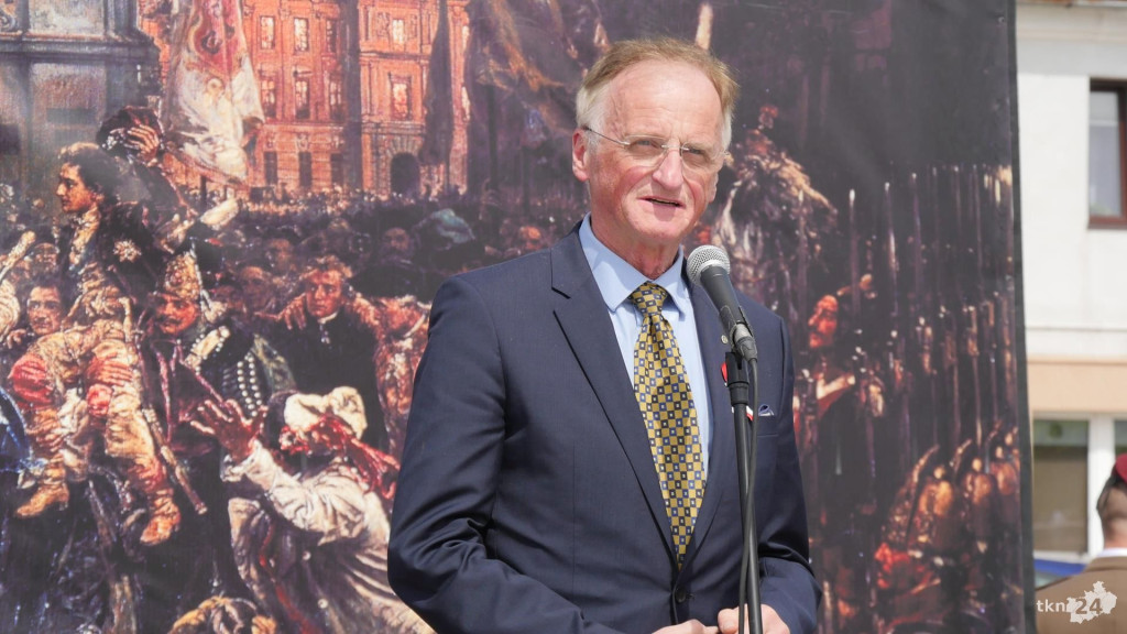 Piękna majowa uroczystość na rynku w Końskich! Relacja [wideo, foto]