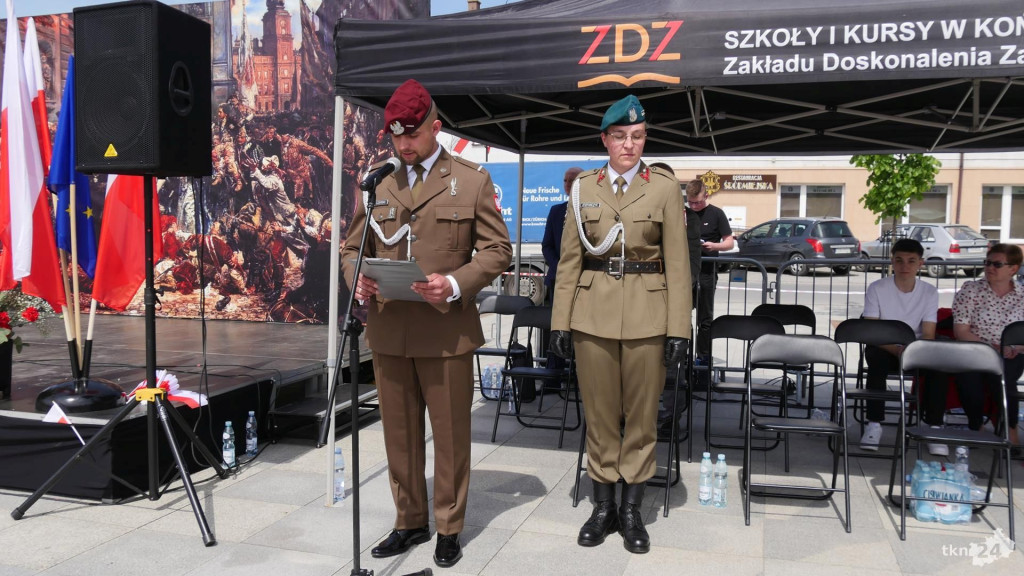 Piękna majowa uroczystość na rynku w Końskich! Relacja [wideo, foto]