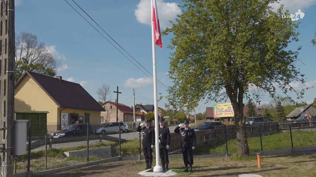 Dzień strażaka w Niekłaniu z poświęceniem nowej remizy [wideo, zdjęcia]