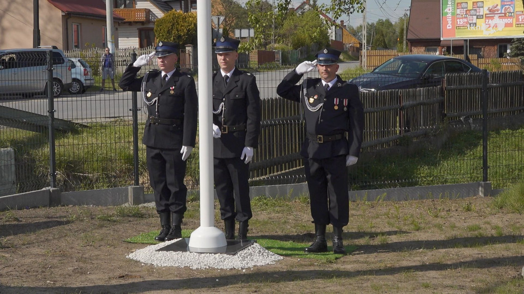 Dzień strażaka w Niekłaniu z poświęceniem nowej remizy [wideo, zdjęcia]
