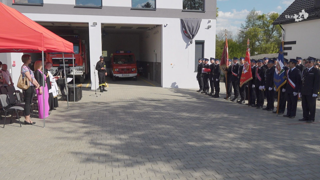 Dzień strażaka w Niekłaniu z poświęceniem nowej remizy [wideo, zdjęcia]