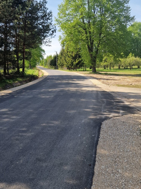 Kolejne inwestycje drogowe w gminie Gowarczów [zdjęcia]