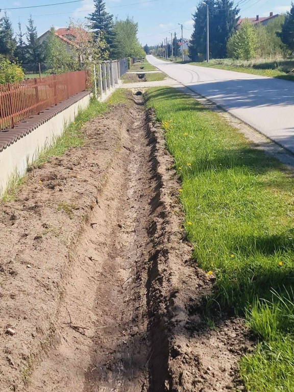 Kolejne inwestycje drogowe w gminie Gowarczów [zdjęcia]