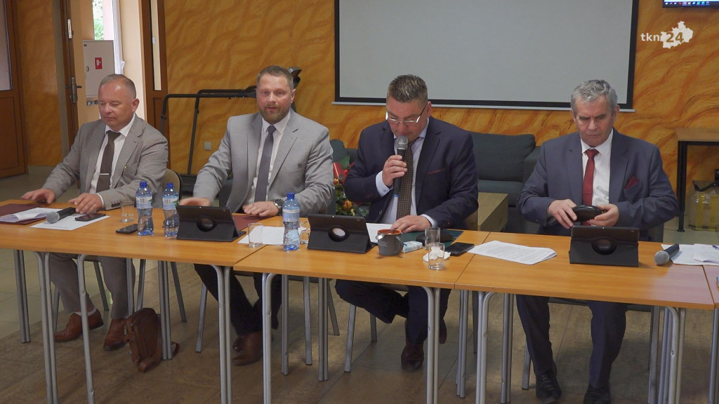 Michał Pękala w Radoszycach ze stabilną większością [wideo, zdjęcia]
