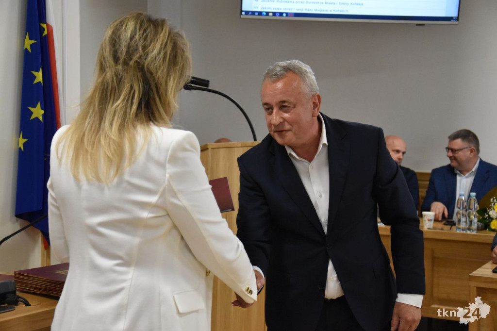 Słoka przewodniczącym. Obratański ze stabilną większością. Pierwsza sesja w gminie Końskie [wideo, zdjęcia]