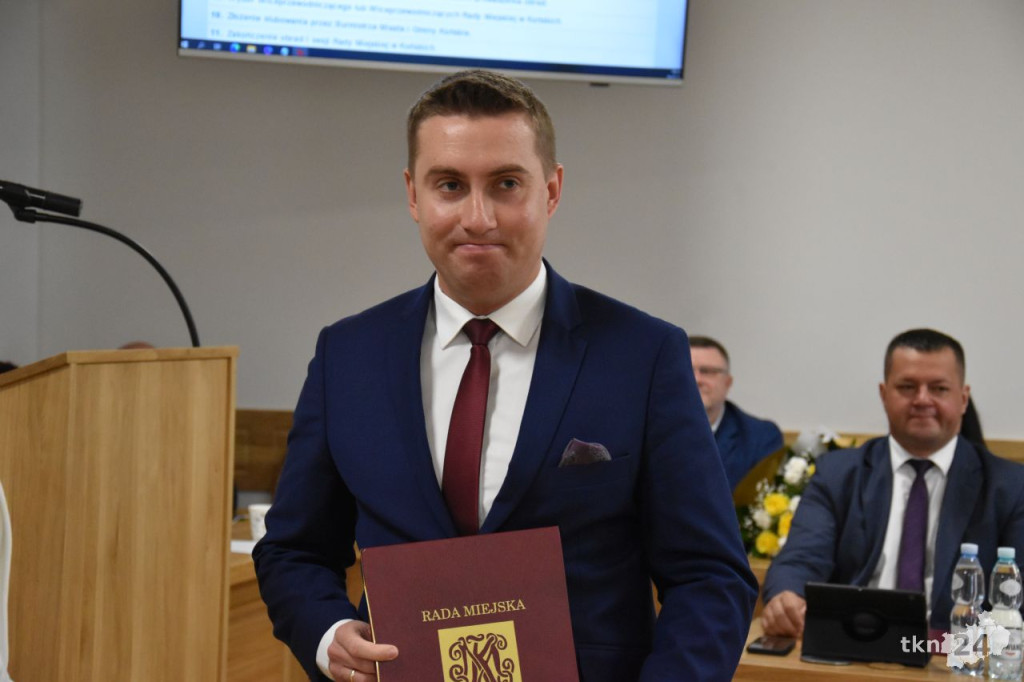 Słoka przewodniczącym. Obratański ze stabilną większością. Pierwsza sesja w gminie Końskie [wideo, zdjęcia]
