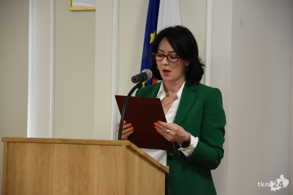 Słoka przewodniczącym. Obratański ze stabilną większością. Pierwsza sesja w gminie Końskie [wideo, zdjęcia]