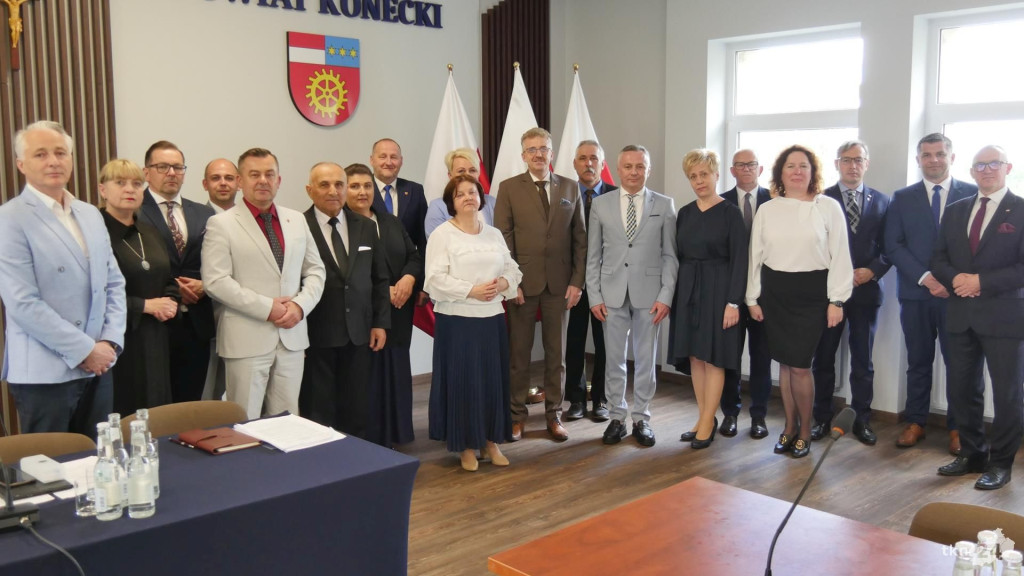 Znamy starostę, zarząd i prezydium rady w powiecie koneckim! [wideo, zdjęcia]