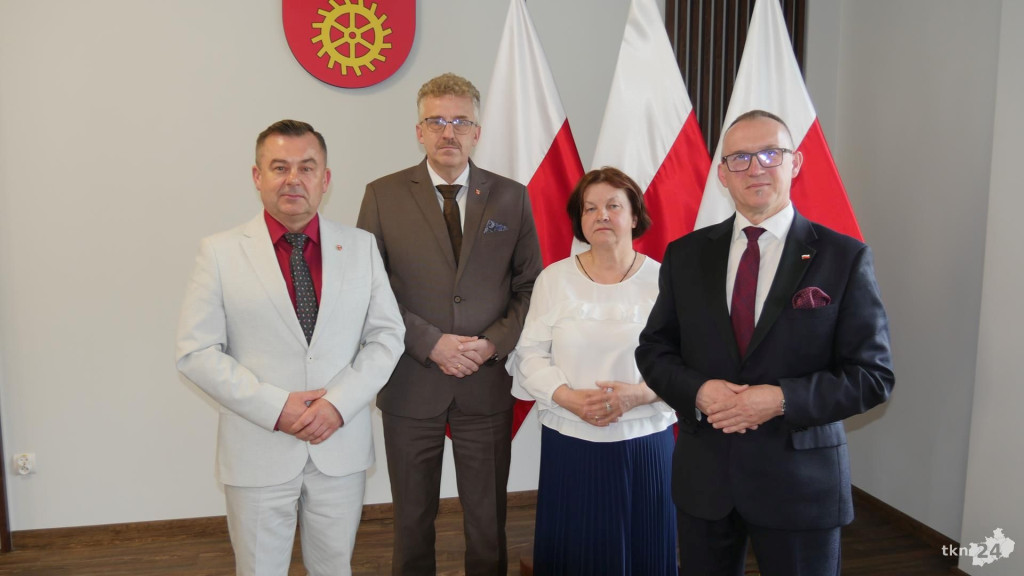 Znamy starostę, zarząd i prezydium rady w powiecie koneckim! [wideo, zdjęcia]