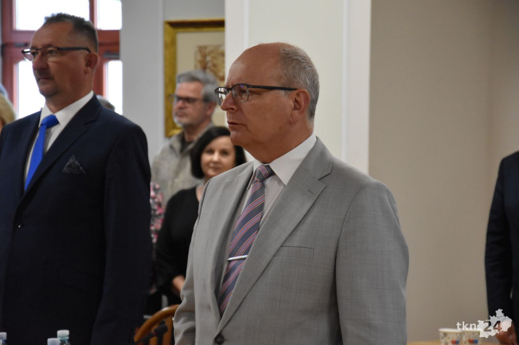 Słoka przewodniczącym. Obratański ze stabilną większością. Pierwsza sesja w gminie Końskie [wideo, zdjęcia]