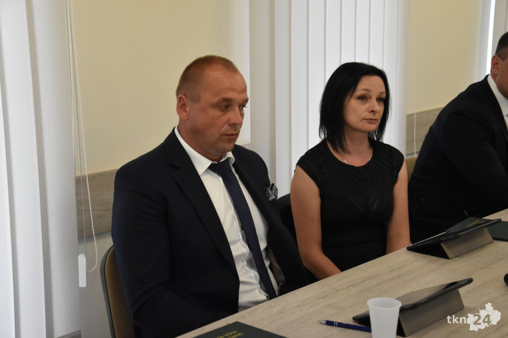 Jolanta Orman zaprzysiężona. Znamy prezydium Rady Gminy w Rudzie Malenieckiej [wideo, zdjęcia]