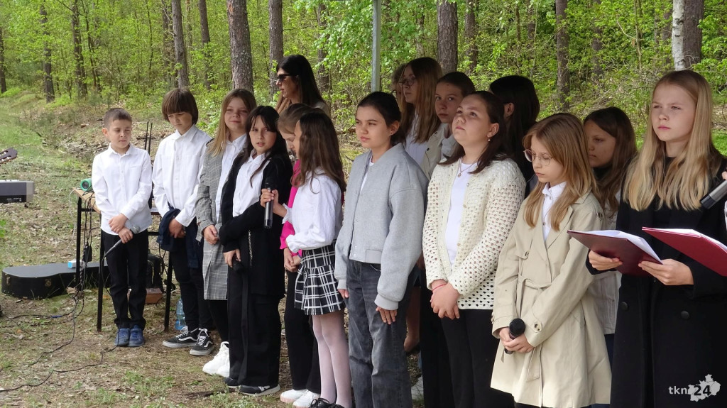 Pomogli żydowskim rodzinom, więc zginęli. Fałków pamięta o Olszewskich [wideo, zdjęcia]