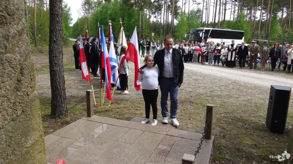 Pomogli żydowskim rodzinom, więc zginęli. Fałków pamięta o Olszewskich [wideo, zdjęcia]