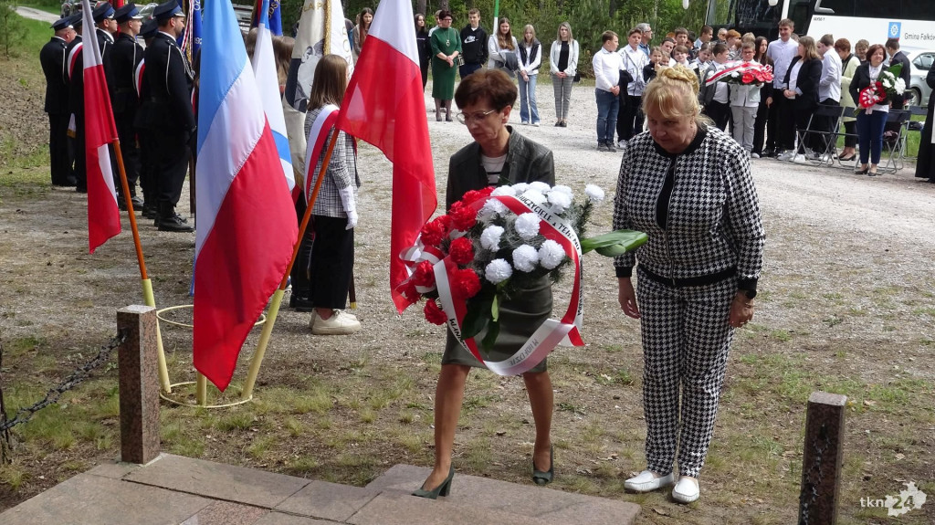 Pomogli żydowskim rodzinom, więc zginęli. Fałków pamięta o Olszewskich [wideo, zdjęcia]