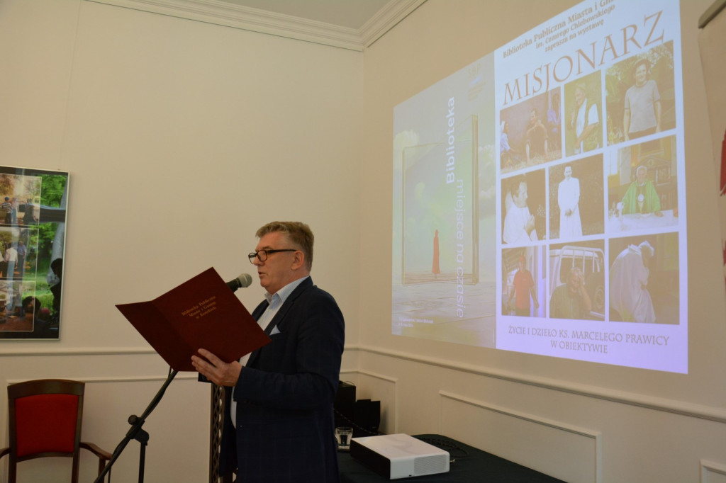 Dzień Bibliotekarza w Końskich poświęcony ks. Marcelemu Prawicy [wideo, zdjęcia]